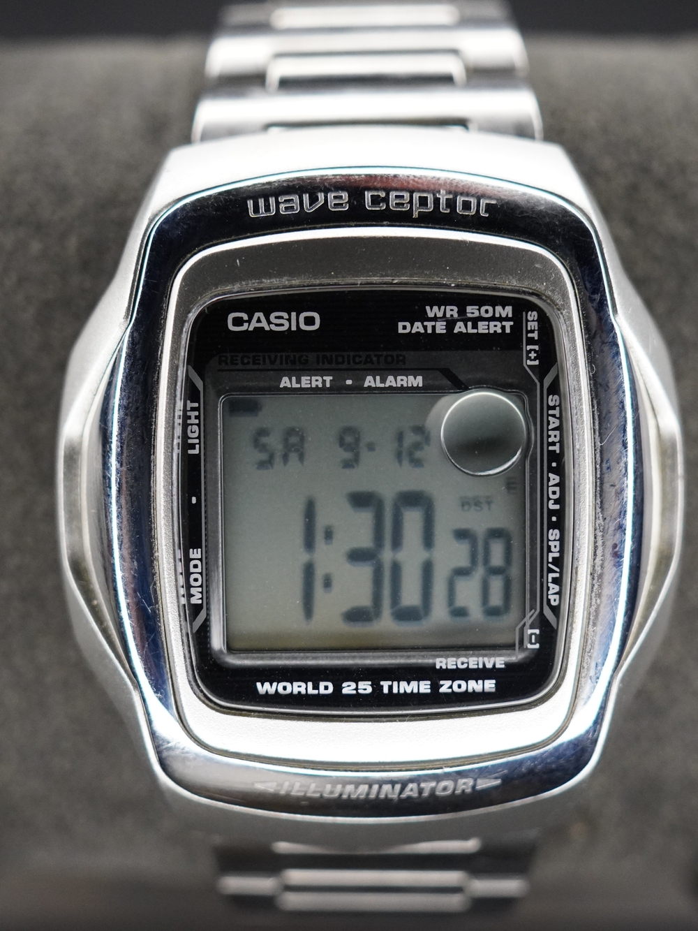 Casio Wave Ceptor WV-56H Quartz Digital World Time Alarm WR 50M Watch